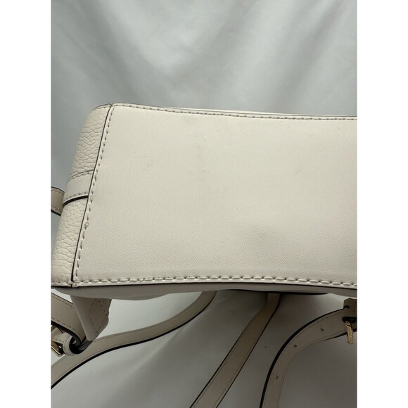 Michael Kors Jaycee Medium Pebbled Leather Backpack Light Cream Flaws - Picture 8 of 16